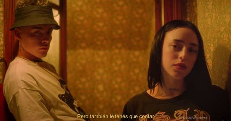 Nicki nicole reveló en diálogo con ibai llanos que trueno le ofreció matrimonio y ella aceptó. Nicki Nicole y Trueno la rompen en Youtube con un nuevo tema