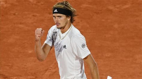 The good news is that you can catch it all with a 2021 french open live stream — and the really, really good news is that it's available for free on many services across the world. French Open: Alexander Zverev spaziert ins Achelfinale ...