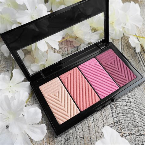 Maybelline Master Blush Color And Highlighting Palette