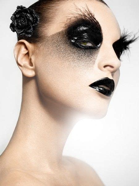 Dramatic Black Makeup Gothic Eye Makeup Artistry Makeup Black