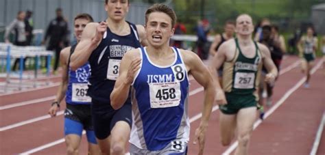 De 100 yard werd in 110 yard (100,54 meter) veranderd. MacElrevey wins 1,500-meter outdoor championship | Cape ...