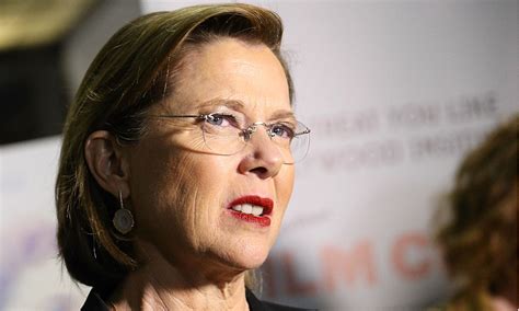 Annette Bening To Join John Lithgow In Central Park Staging Of King
