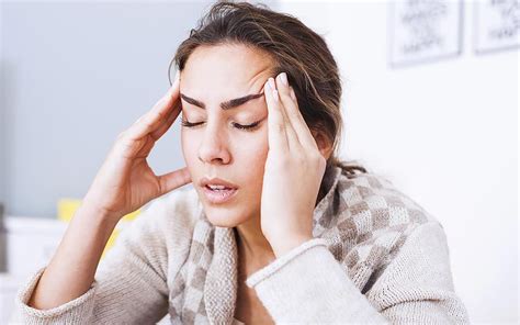 15 Signs Your Headache Could Be Something More Serious The Healthy
