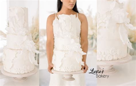Beautiful Ivory Wedding Cake