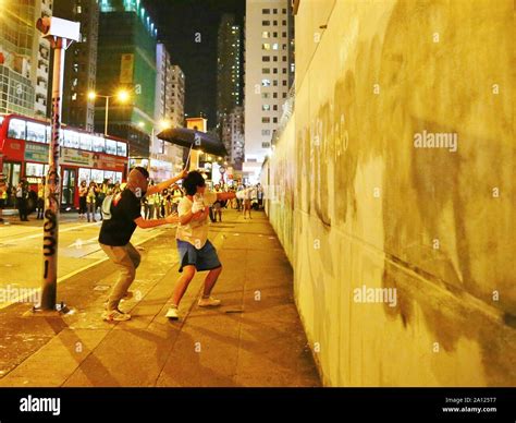 Hong Kong China 22nd Sep 2019 Protesters Surround Mongkok Police