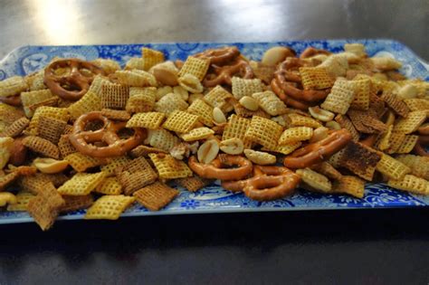 The main ingredients that make up texas trash are a crunchy mix of chex cereal, chips, crackers, and pretzels. Slone Ranger: Homemade Chex Mix or Texas "Trash"