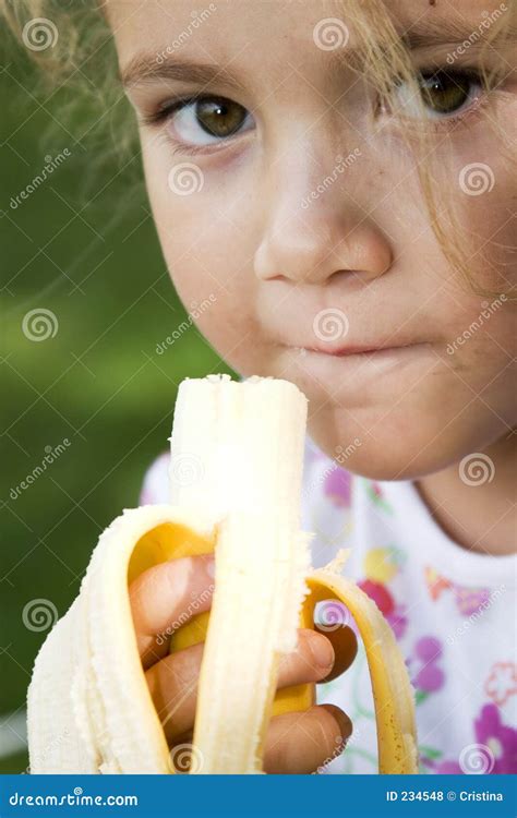 Mangeur De Banane Photo Stock Image Du Fille Vitamine 234548
