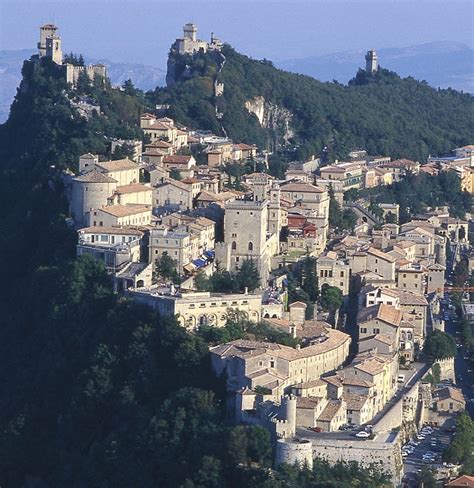 6 buoni motivi per iscriverti iscriversi e' un obbligo e offre anche dei vantaggi. Attractions in San Marino | Travel Blog