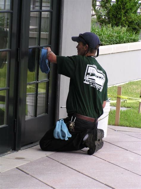 Window Cleaners Near Me 5 Fast And Easy Ways To Remove Hard Water Stains Window Cleaning