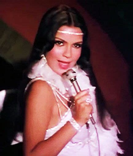 In The Mood For Dandiya Bollywood Theme 70s Bollywood Fashion Vintage Bollywood