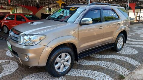 Hilux Sw4 Srv Ano 2010 7 Lugares Diesel