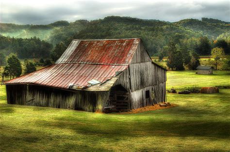 Smoky Mountain Barn In The Valley Photograph By Michael Eingle Fine