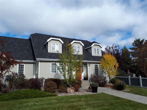 Top 5 Fall Roofing Maintenance Tips A Clark Roofing And Siding