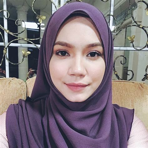 Drama baru yang menggantikan drama ku kirim cinta ini bertajuk drama pinggan tak retak nasi tak dingin. Biodata Aprena Manrose, Pelakon Pinggan Tak Retak Nasi Tak ...