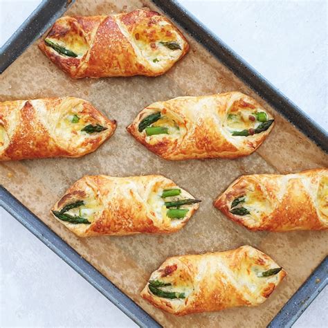 Flaky keto puff pastry | the best keto puff pastry you will ever taste! Puff Pastry Asparagus Wraps - Feast Glorious Feast