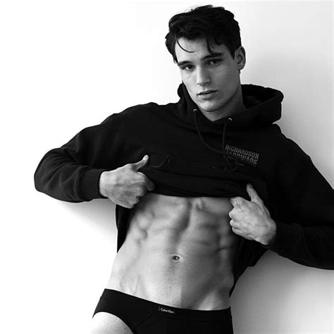 Pin De Nerea Diaz De Cerio En The Hottest Male Models En 2020 Fotos Videos Fotos Instagram