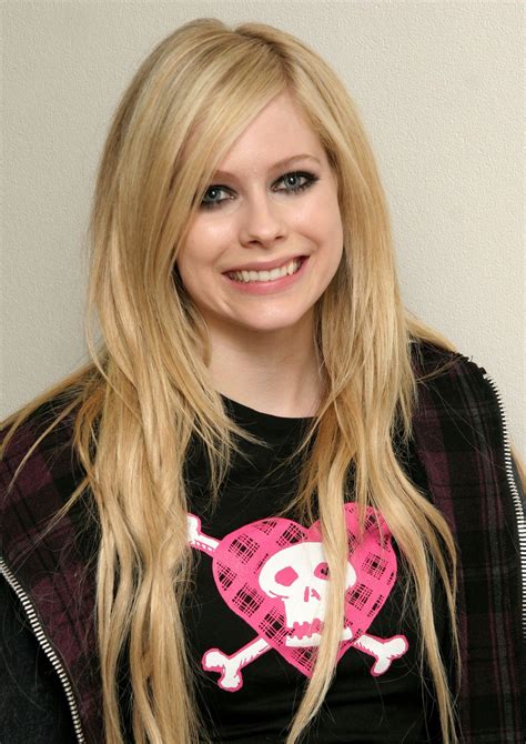Avril Lavigne Photo Avril Lavigne Long Hair Styles Hair Styles Avril Lavigne Style