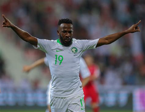 أعلنت اللجنة السعودية للرقابة على المنشطات إيقاف مهاجم المنتخب السعودي ونادي الاتحاد فهد المولد عن المشاركات الداخلية والخارجية لمدة عام اعتبارا من التاسع من أيار/مايو الحالي. 4 لقطات لـ احتفال فهد المولد بالهدف الرابع أمام كوريا ...