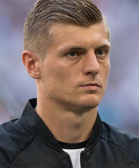 Find the perfect toni kroos stock photos and editorial news pictures from getty images. How to Get the Toni Kroos Hair Style - Cool Men's Hair