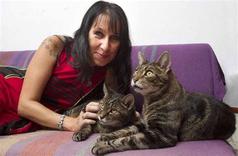 Meet The Woman Whos Been Happily Married To 2 Cats For More Than A