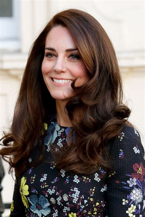 This Is Why Kate Middleton Likes To Wear Hairnets Kate Middleton Updo