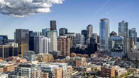 Denver's convention & visitors bureau invites you to explore things to do, hotels, restaurants & more in denver. Giant skyscrapers of the city skyline in Downtown Denver ...