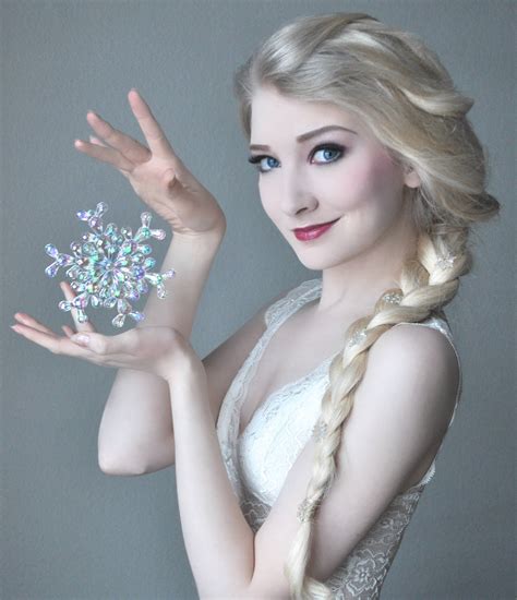 Elsa Cosplay Amazing