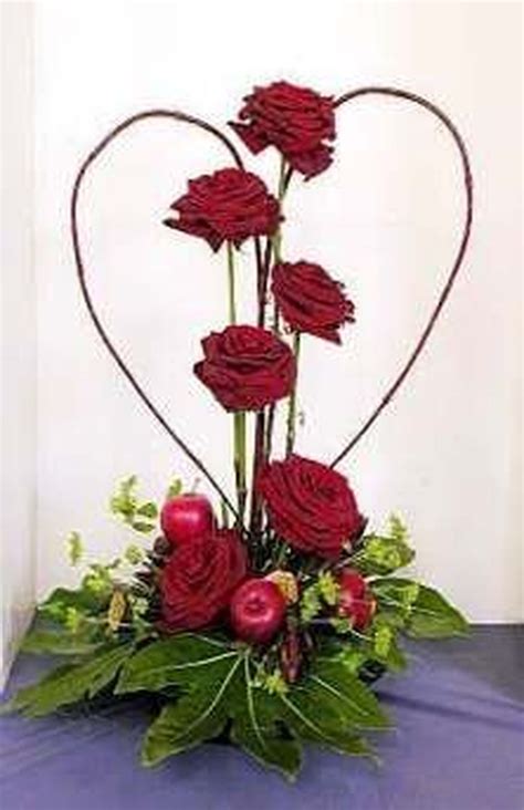 20 Beautiful Rose Arrangement Ideas For Valentines Day White Flower