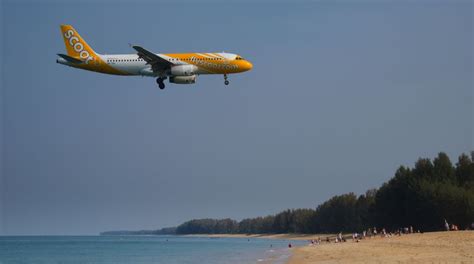 Plane Spotting In Phuketnaiyangbeach Webundwelt
