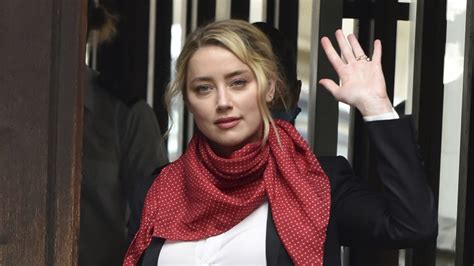 Johnny Depps Attorney Alleges Amber Heard Assaulted Her Sister Variety