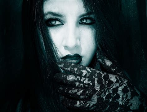 Dark Gothic Girls Wallpapers Top Free Dark Gothic Girls Backgrounds Wallpaperaccess