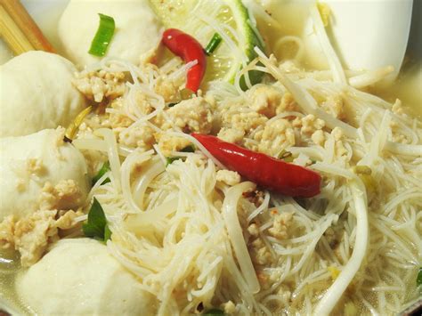 Maybe you would like to learn more about one of these? Noodle Soup with Ground Chicken and Fish Balls - Healthy ...