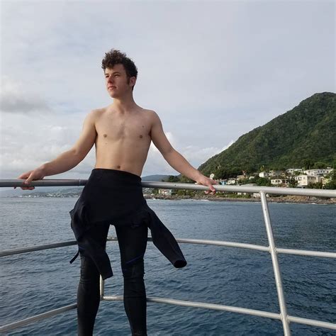 Alexis Superfan S Shirtless Male Celebs Nolan Gould Shirtless On