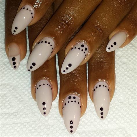 61 Simple Polka Dot Nail Art Designs For Beginners And Simplicity