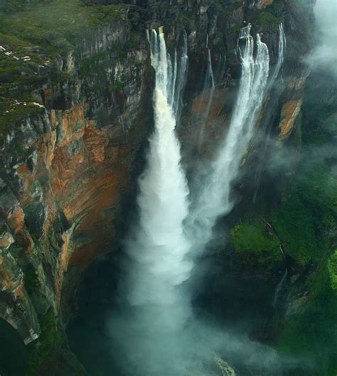 Wallpaper Amazing Waterfalls