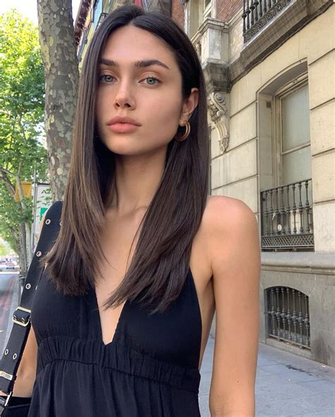 Vika Bronova On Instagram “hace Un Calor Infernal” Hair Color For Black Hair Hair Styles