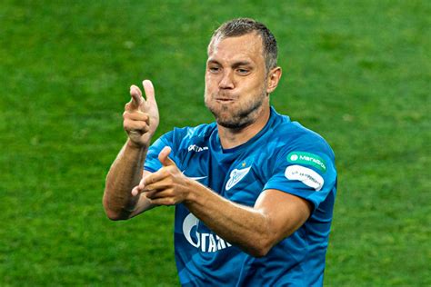 Так форвард «зенита» в компании сердара азмуна отметил чемпионство. Кто чаще всех забивает победные голы в чемпионате России ...