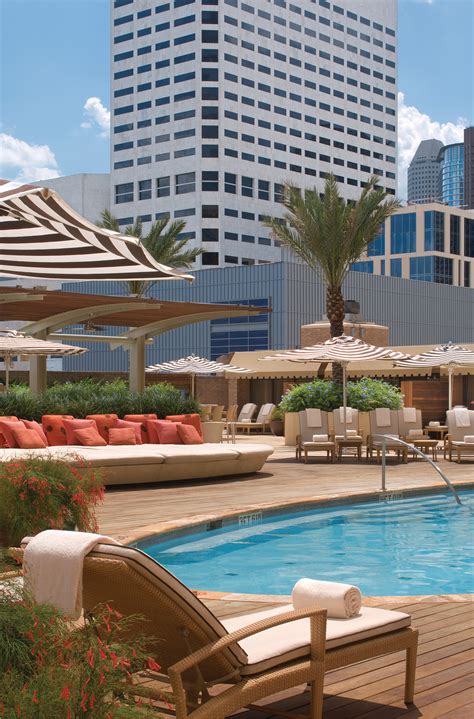 Renovated Four Seasons Hotel Houston Has Won The Aaa Five Diamond Award