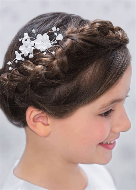Communion Tiara Hairstyles 12 Ways For A Little Girl To Wear A