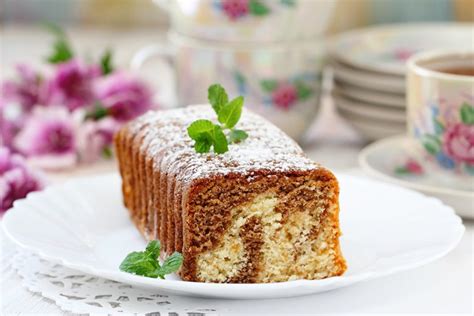 Klebt kein teig mehr am stäbchen, ist der kuchen fertig. Marmorkuchen mit Stevia - Rezept | GuteKueche.de