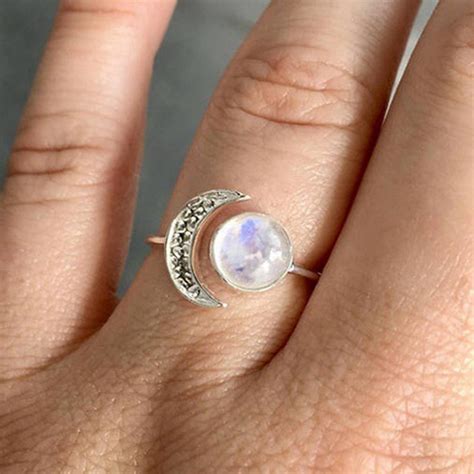 Https://tommynaija.com/wedding/crescent Moon Wedding Ring