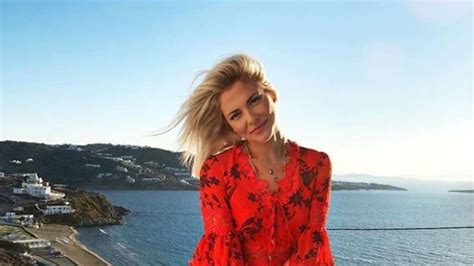 #valentina pahde #anne menden #gzsz #gute zeiten schlechte zeiten. GZSZ-Stars Valentina Pahde und Chryssanthi Kavazi: Heiße ...