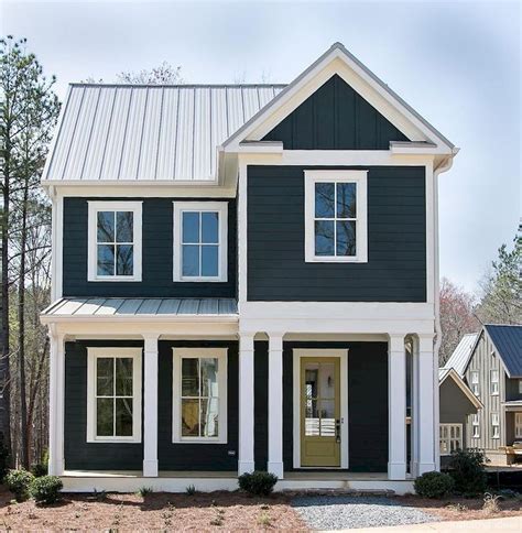 Awesome 99 Modern Farmhouse Exterior Color Schemes Ideas