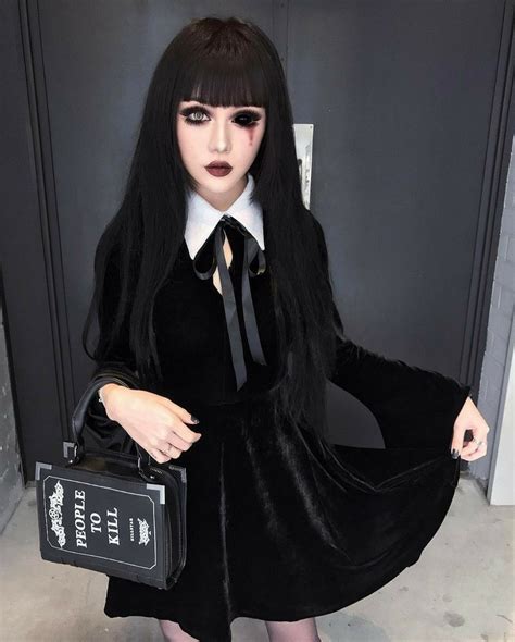 Dark Beauty Gothic Beauty Lolita Fashion Gothic Fashion Kina Shen Mode Sombre Goth Model