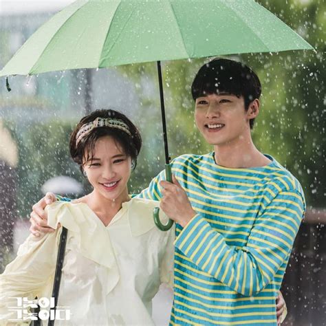 5 Drama Korea Romantis Terbaik Yang Cocok Buat Nonton Akhir Pekan