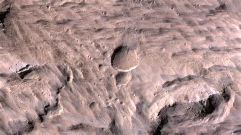 El Impacto De Un Meteorito En Marte Deja Un Cráter Que Cabe En Un Estadio ¡no Sabes Nada
