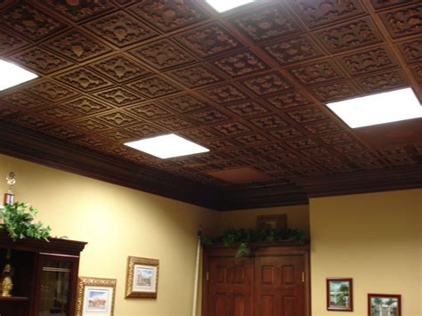 For wine cellars and recreational areas, tin tiles, corrugated metal, painted beams or wood panels would be perfect. Different Types of Decorative Ceiling Tiles You Can Find ...