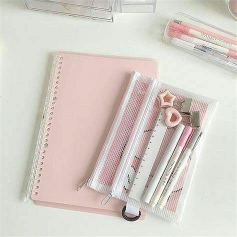 Ꮹʟαѕѕ Qυєєи ♕ 1000 Aesthetic School Supplies Pink Pink Stationery