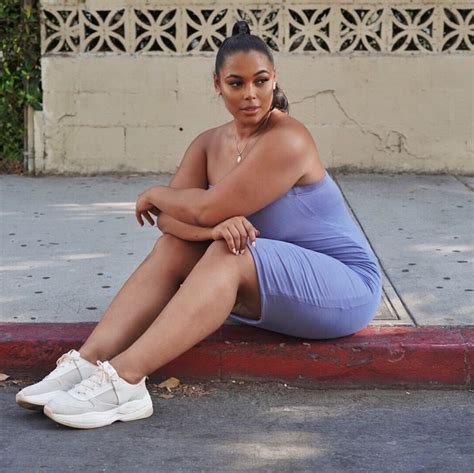 Tabria Majors On Instagram “i Just Chill On The Block And Wait For Somethin To Happen 👀