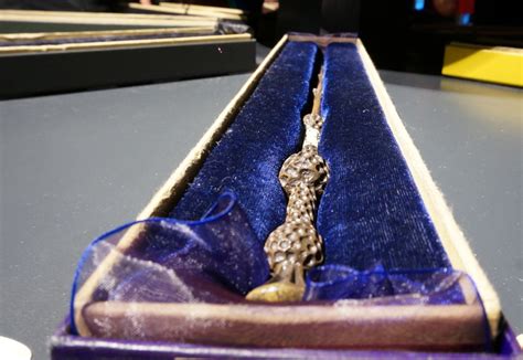 Top ways to experience harry potter shop at platform 9 3/4. Harry Potter gift shop at Platform 9 3/4, London: A Photo ...